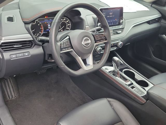 Used 2025 Nissan Altima 2.5 SR AWD/4WD image 15