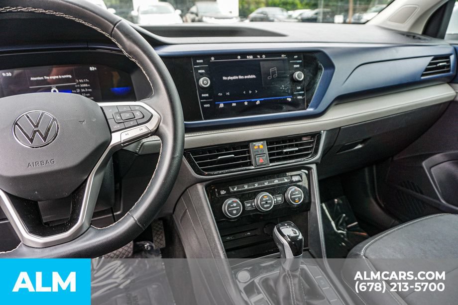 Used 2024 Volkswagen Taos SE FWD image 31