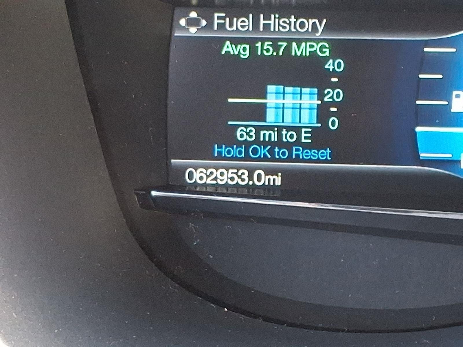 Used 2019 Ford Explorer XLT w/ Equipment Group 202A AWD/4WD image 20