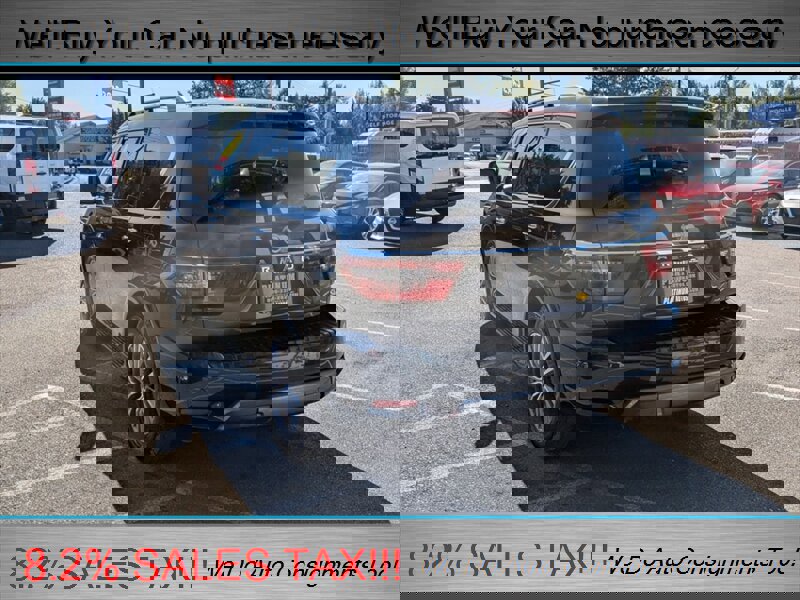 Used 2022 Nissan Armada SL w/ Captain's Chairs Package image 9