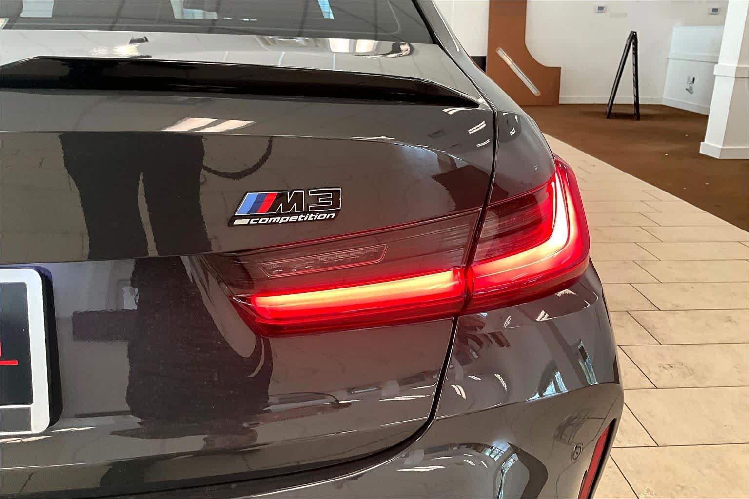 Used 2025 BMW M3 Competition RWD image 30