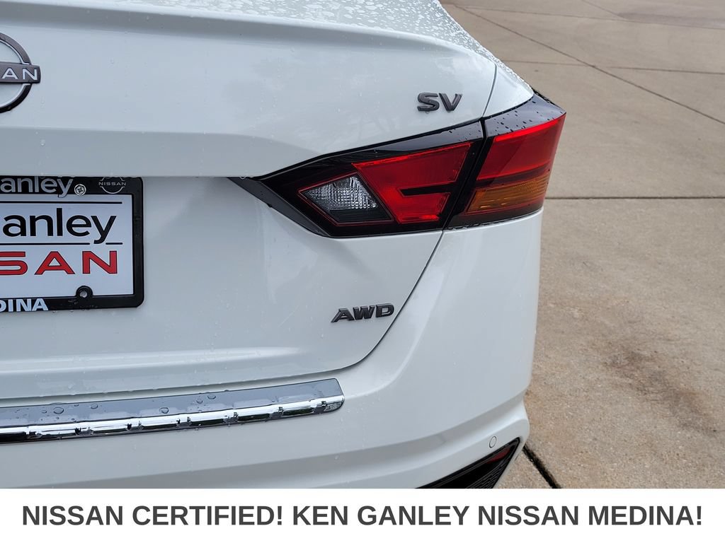 Certified 2023 Nissan Altima 2.5 SV AWD/4WD image 15