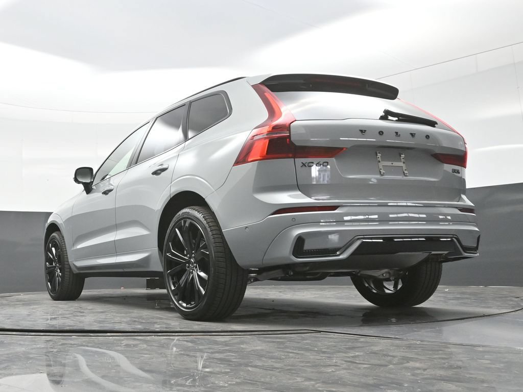 New 2026 Volvo XC60 B5 Ultra w/ Climate Package AWD/4WD image 23