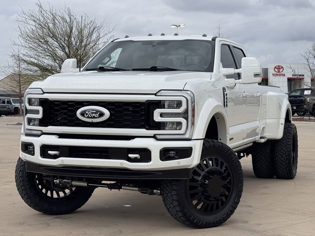 Used 2024 Ford F450 Lariat w/ Lariat Ultimate Package AWD/4WD image 2