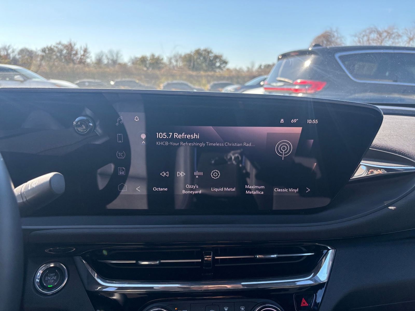 Used 2025 Buick Envista Sport Touring image 20