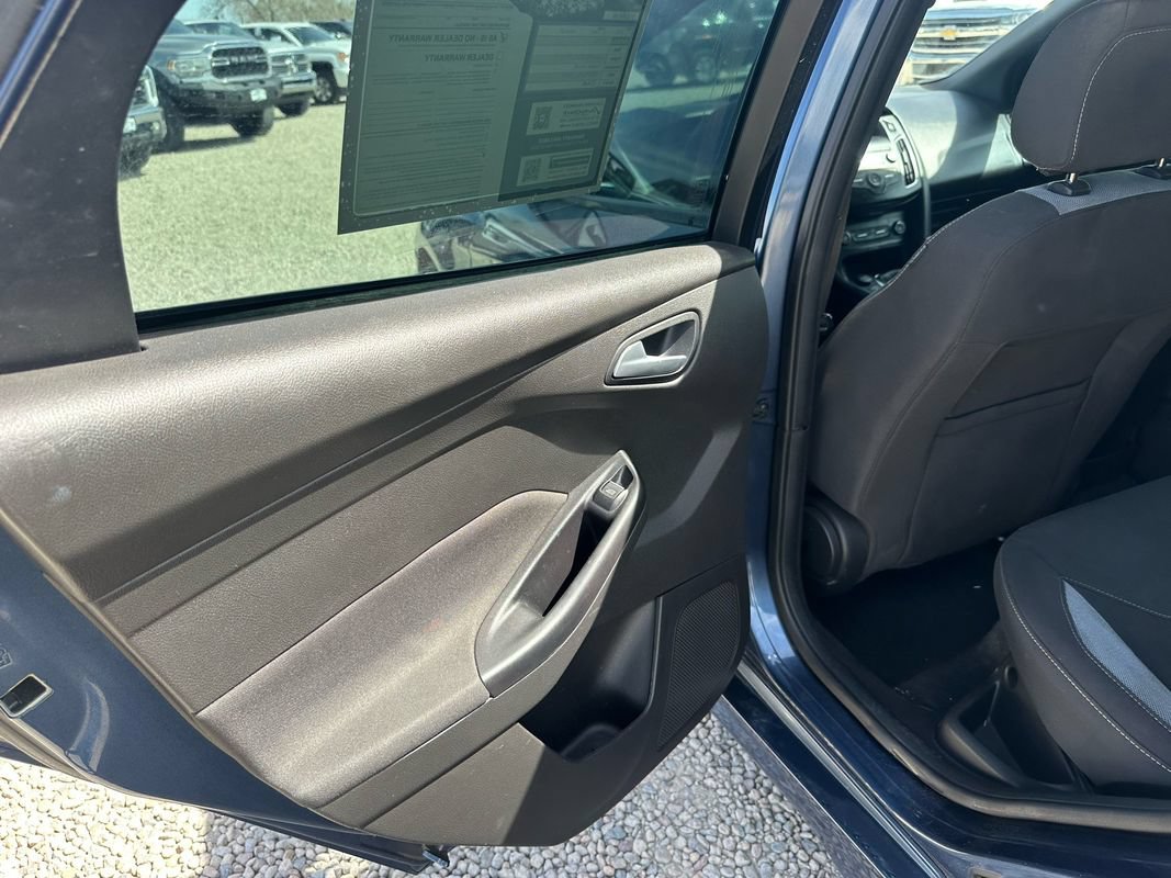 Used 2018 Ford Focus ST FWD image 27