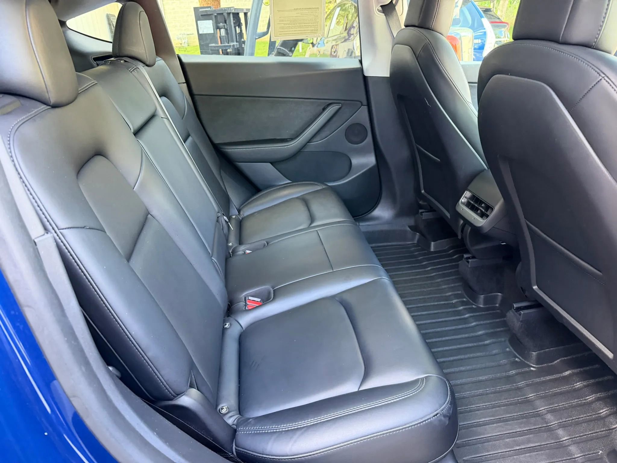 Used 2021 Tesla Model Y Long Range AWD/4WD image 19