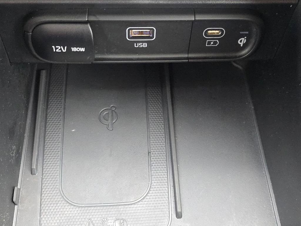 Used 2024 Kia Telluride S w/ S Sunroof Package image 6