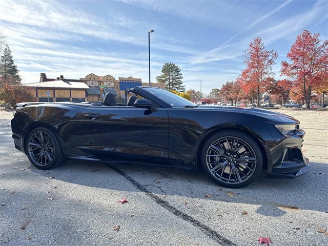 Used 2021 Chevrolet Camaro ZL1 image 6