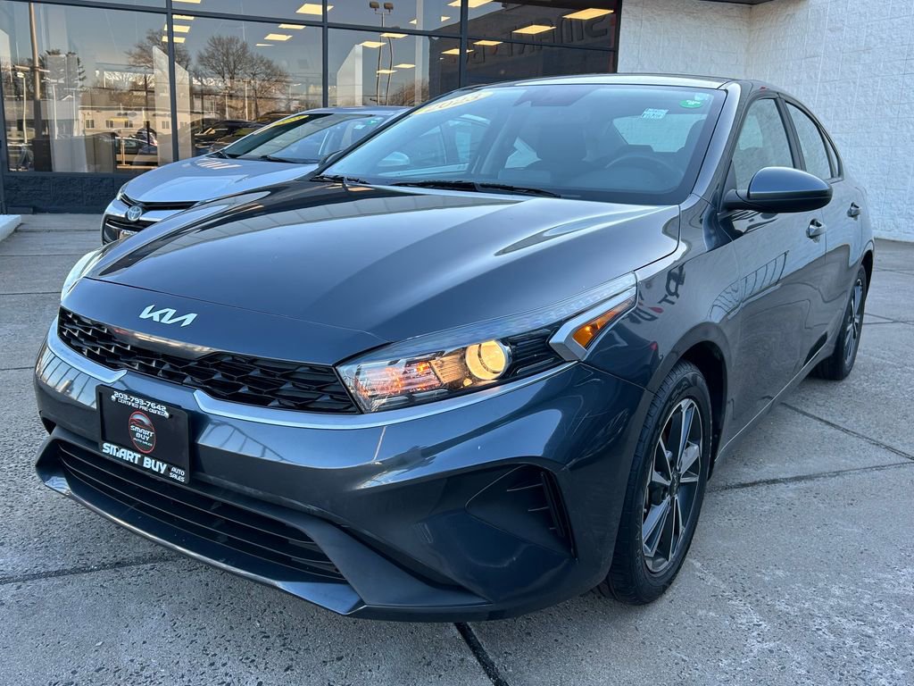 Used 2023 Kia Forte LXS image 1