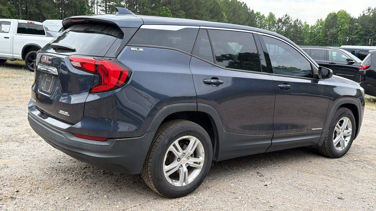 Used 2019 GMC Terrain SLE FWD image 8