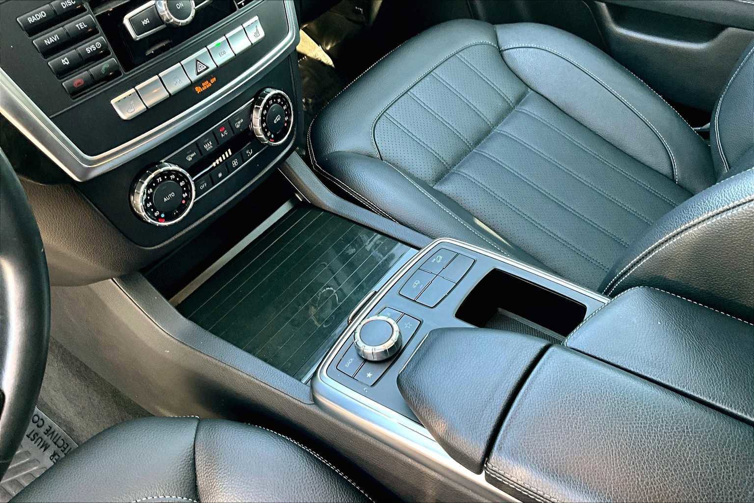 Used 2016 Mercedes-Benz GL 450 4MATIC image 16