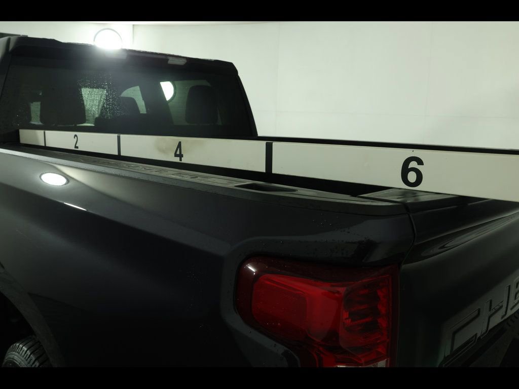 Used 2022 Chevrolet Silverado 1500 LT w/ Z71 Off-Road Package AWD/4WD image 14