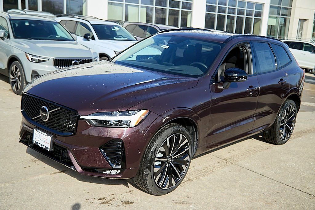 New 2026 Volvo XC60 B5 Ultra w/ Climate Package image 6
