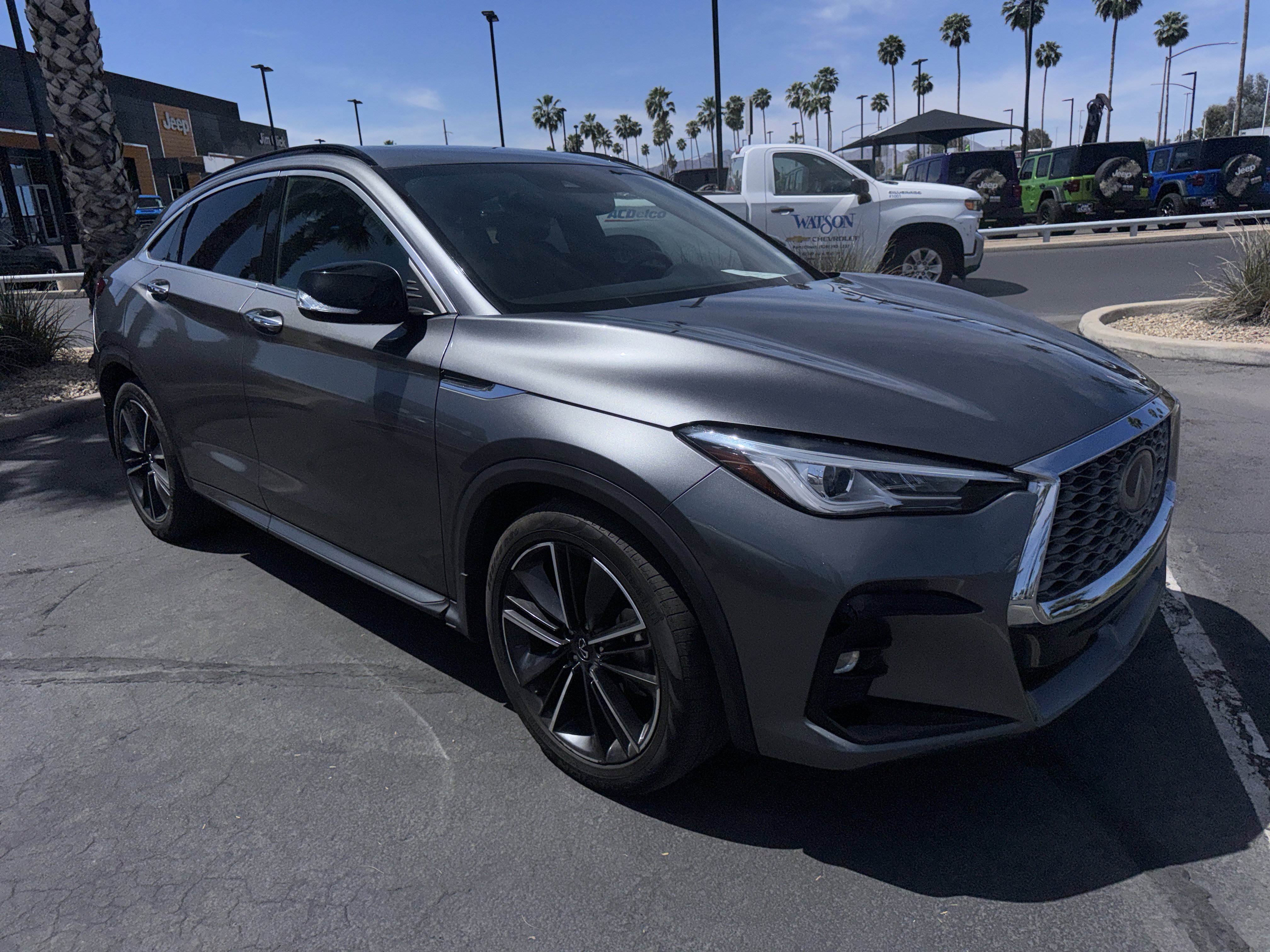 Used 2022 INFINITI QX55 Luxe w/ Cargo Package image 2