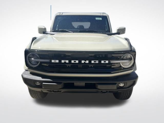 New 2026 Ford Bronco Outer Banks image 8