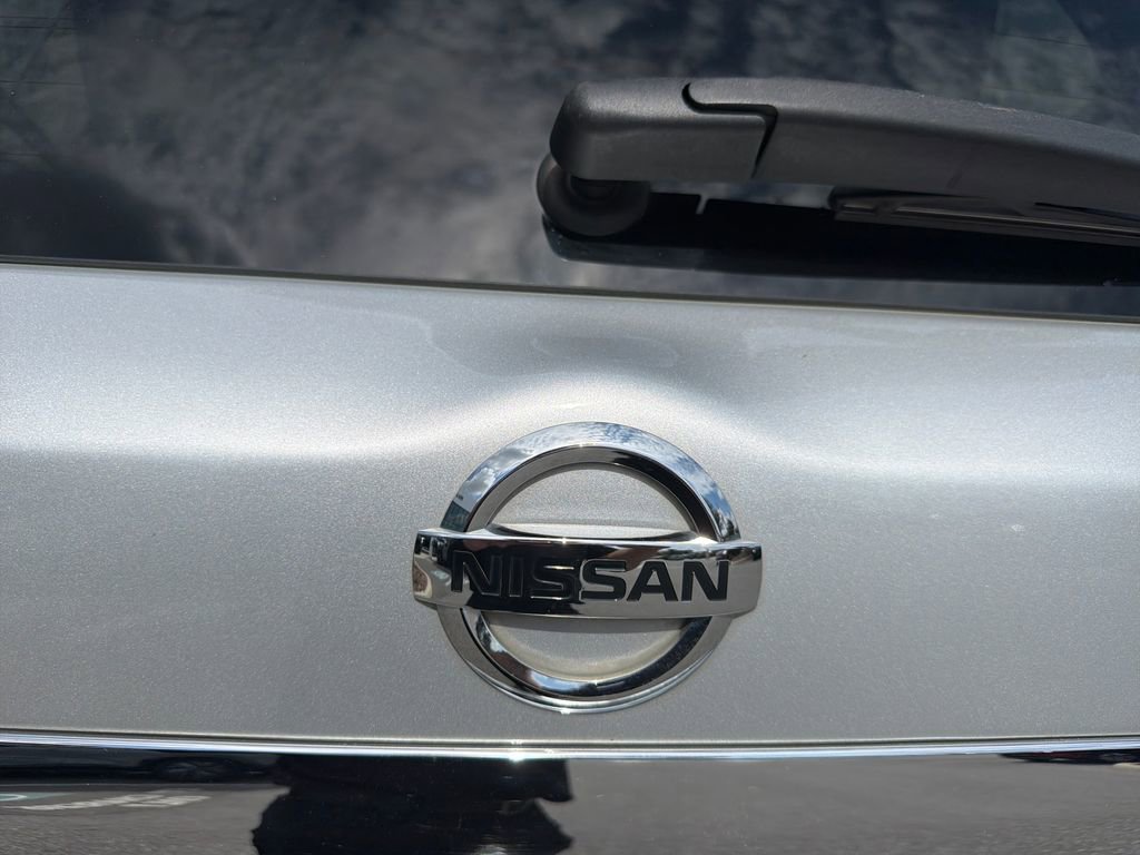 Used 2020 Nissan Pathfinder SL AWD/4WD image 11