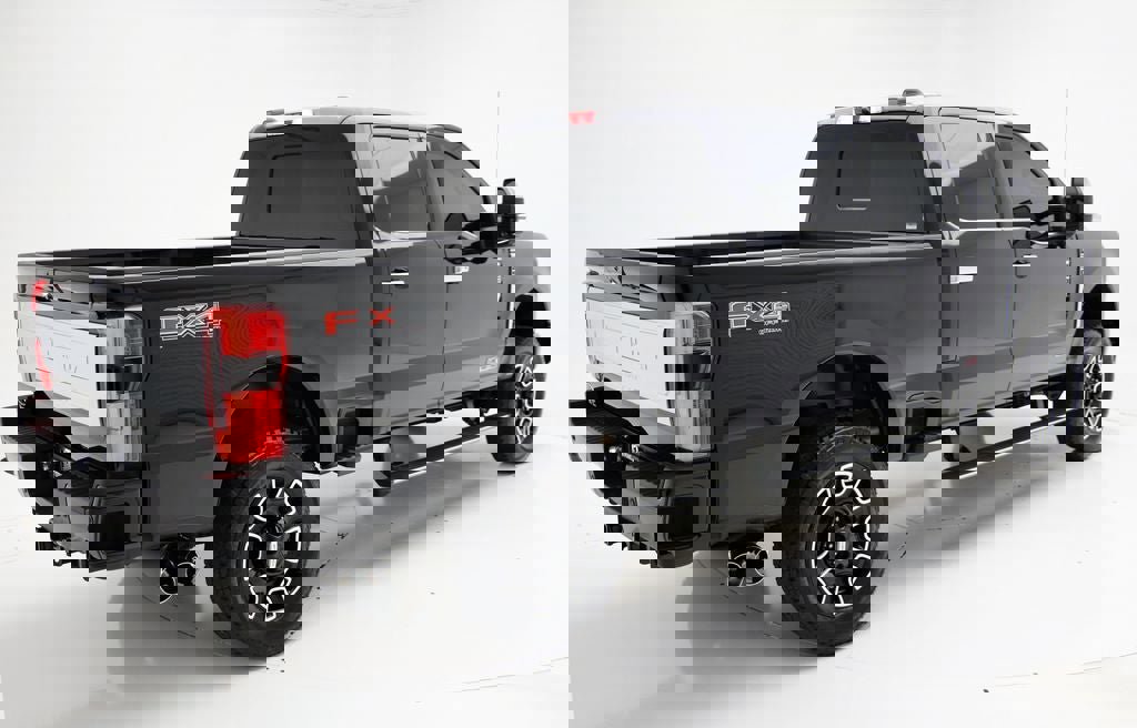 Used 2025 Ford F250 Platinum w/ Platinum Plus Package image 9