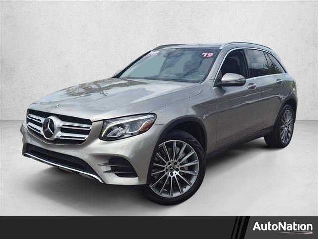Used 2019 Mercedes-Benz GLC 300 4MATIC image 1