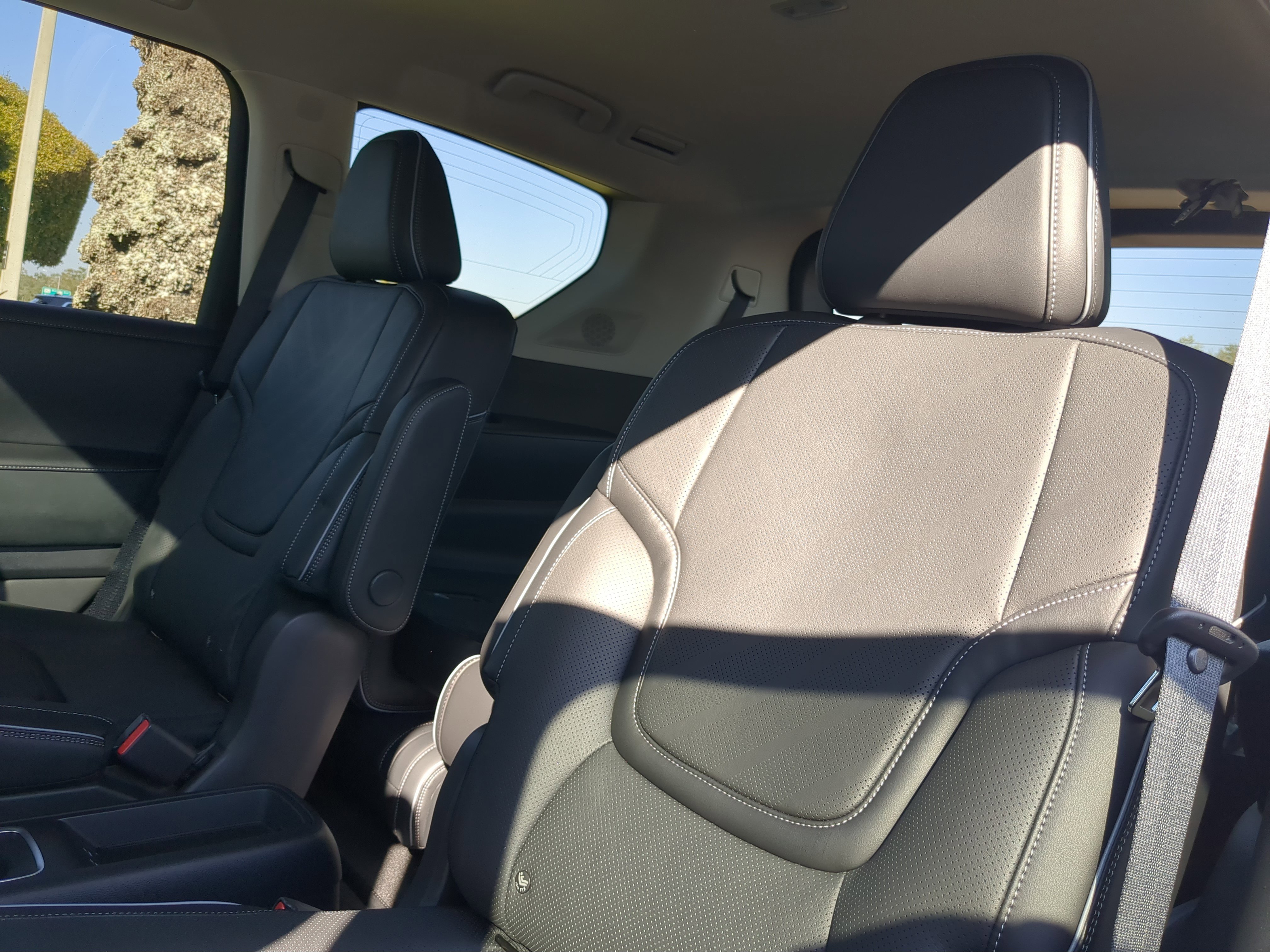 New 2026 INFINITI QX80 Luxe w/ Cargo Package image 24