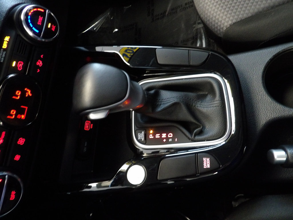 Used 2022 Kia Soul X-Line FWD image 31