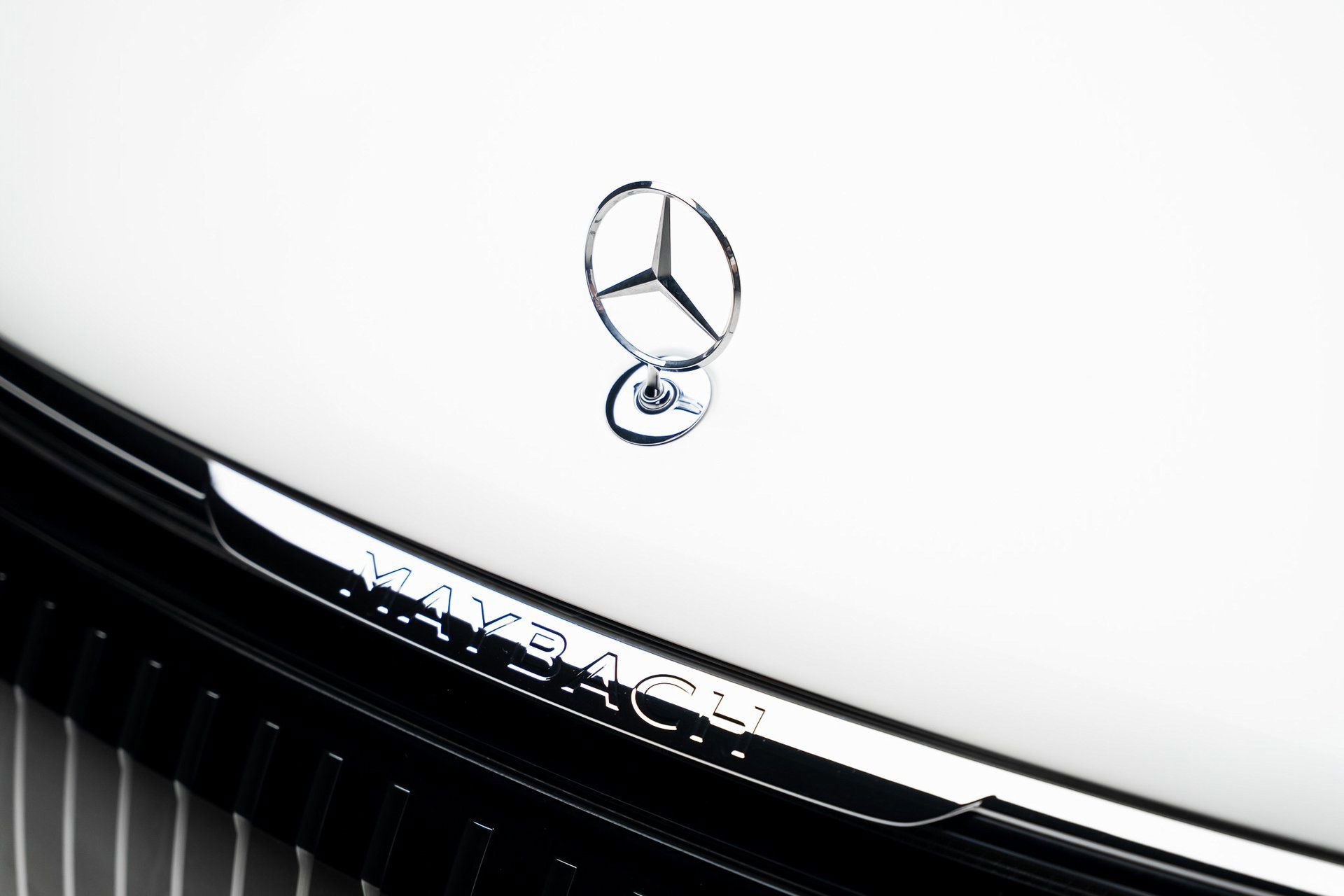 Used 2024 Mercedes-Benz Maybach EQS 680 4MATIC image 12