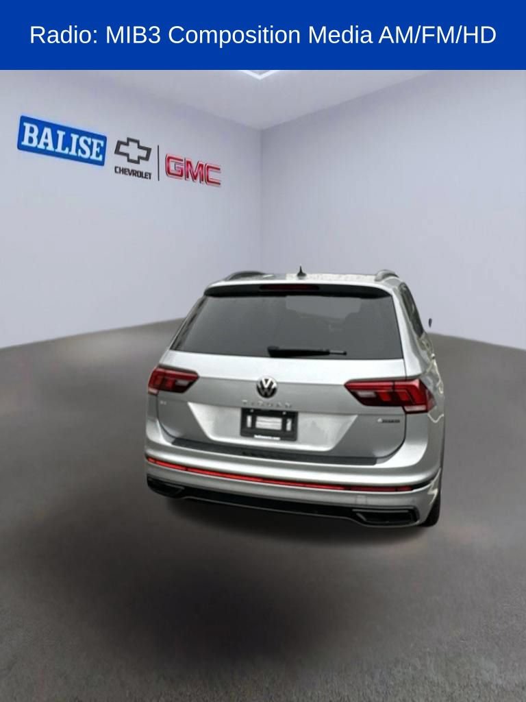 Used 2024 Volkswagen Tiguan SE R-Line AWD/4WD image 5