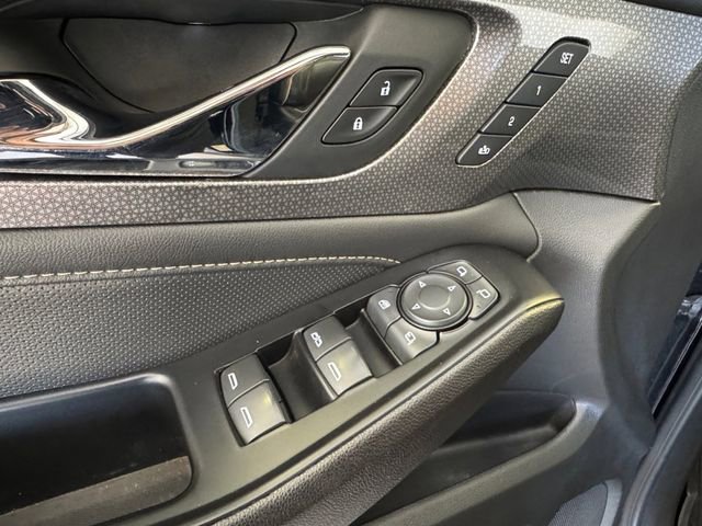 Used 2023 Chevrolet Traverse Premier w/ LPO, Floor Liner Package AWD/4WD image 2