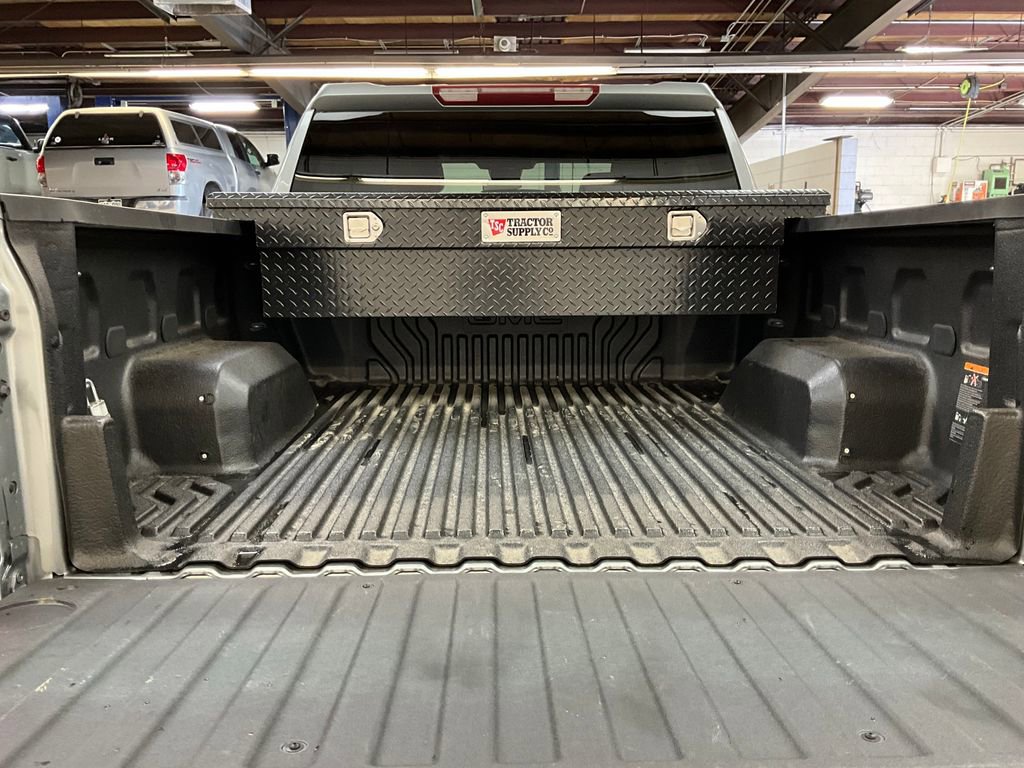 Used 2024 GMC Sierra 1500 Pro w/ Graphite Edition image 12