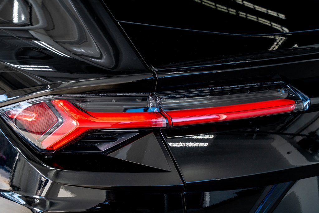 Used 2021 Lamborghini Urus image 25