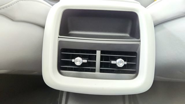Used 2025 Cadillac Lyriq Luxury AWD/4WD image 55