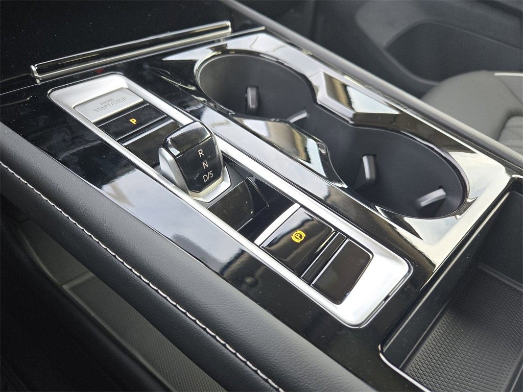 New 2026 Volkswagen Atlas SEL Premium R-Line image 17