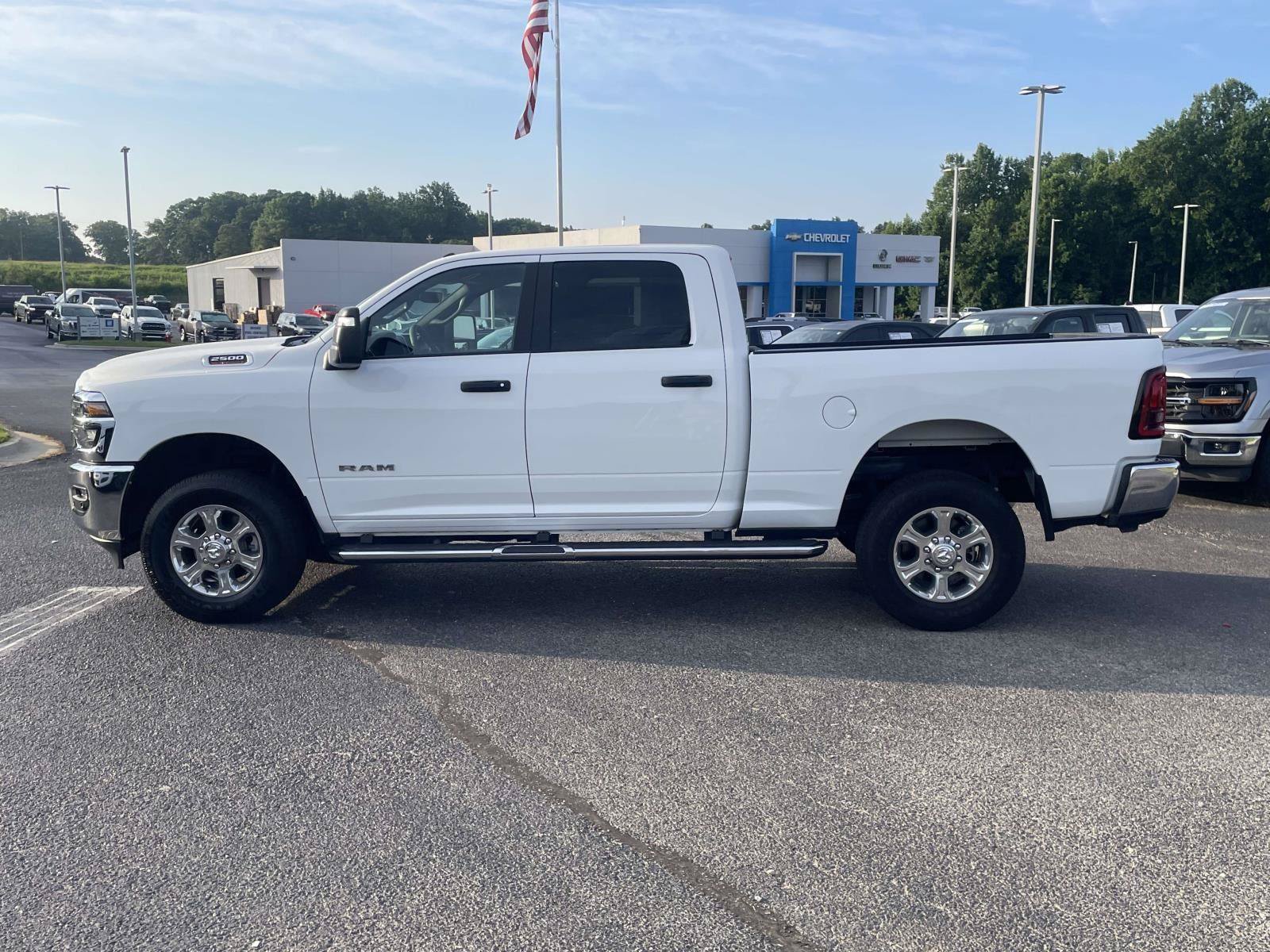 Certified 2026 RAM 2500 Big Horn AWD/4WD image 9