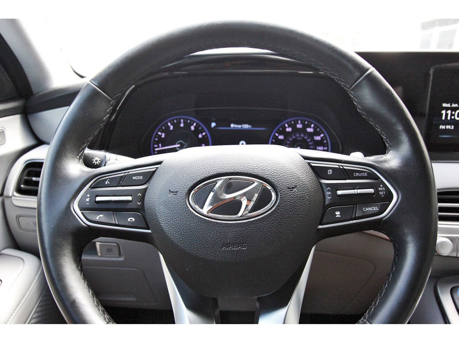 Used 2022 Hyundai Palisade SEL w/ 8P Bench Seat Package FWD image 15