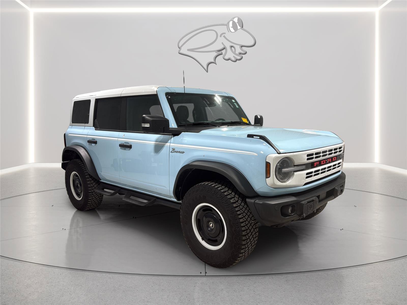 Used 2023 Ford Bronco Heritage Edition AWD/4WD image 8