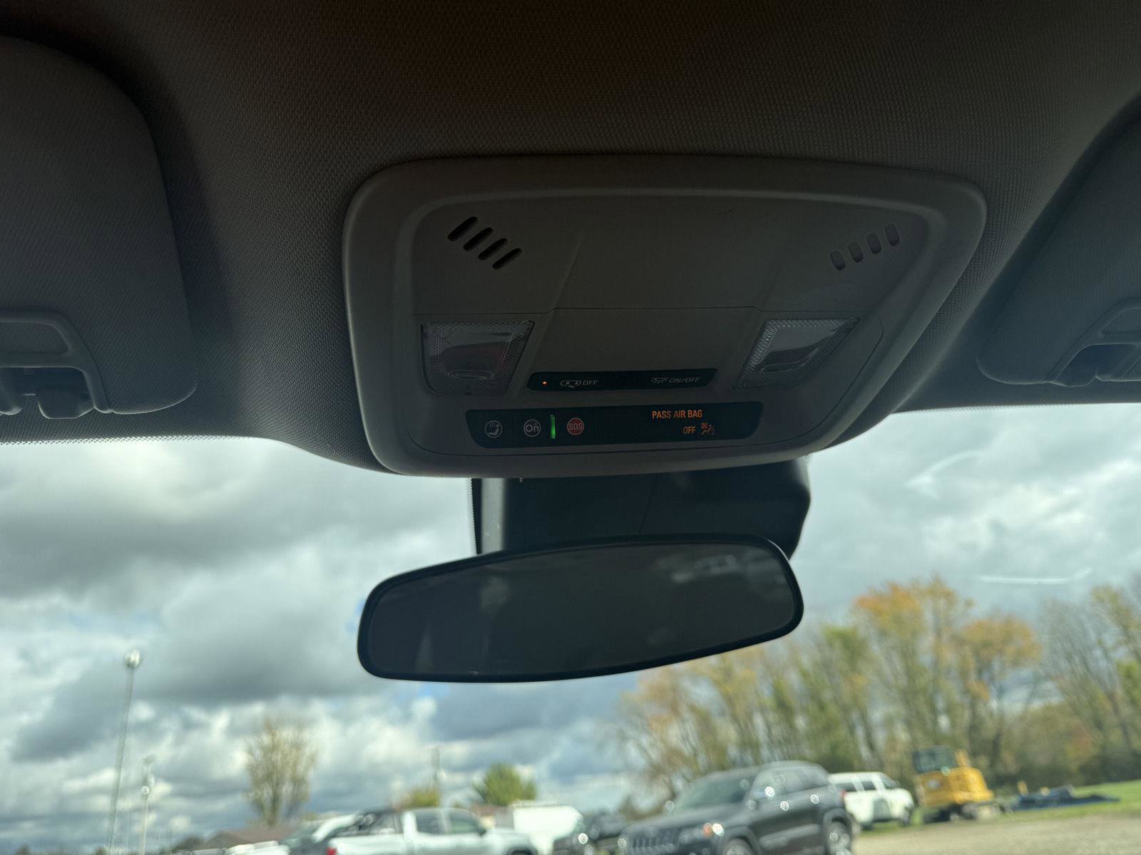 Used 2023 Chevrolet Malibu LT image 27