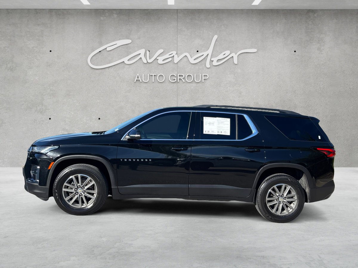 Used 2023 Chevrolet Traverse LT image 15