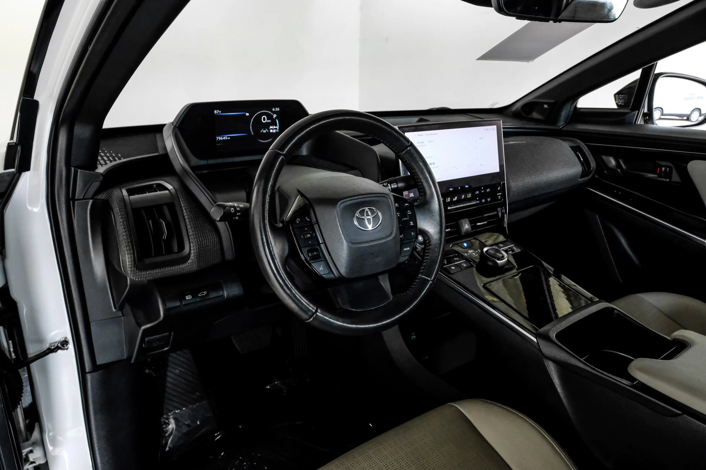 Used 2023 Toyota bZ4X AWD w/ Weather Package image 2