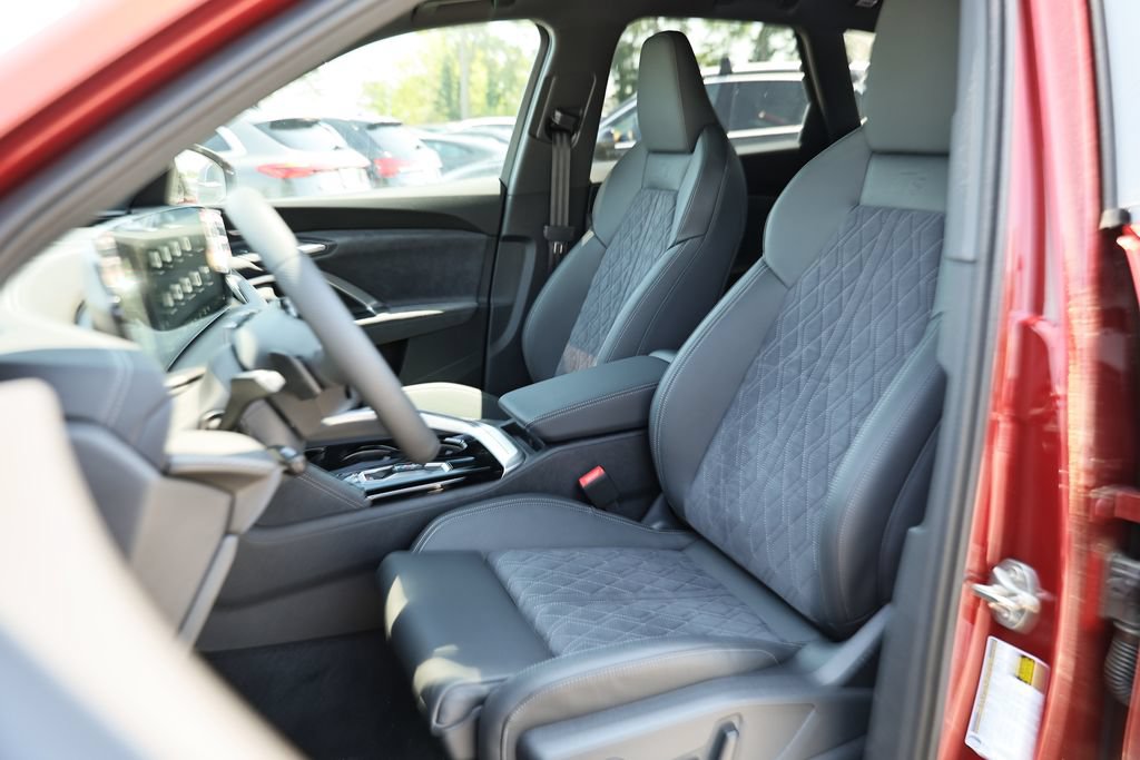 New 2026 Audi SQ5 Premium Plus AWD/4WD image 18