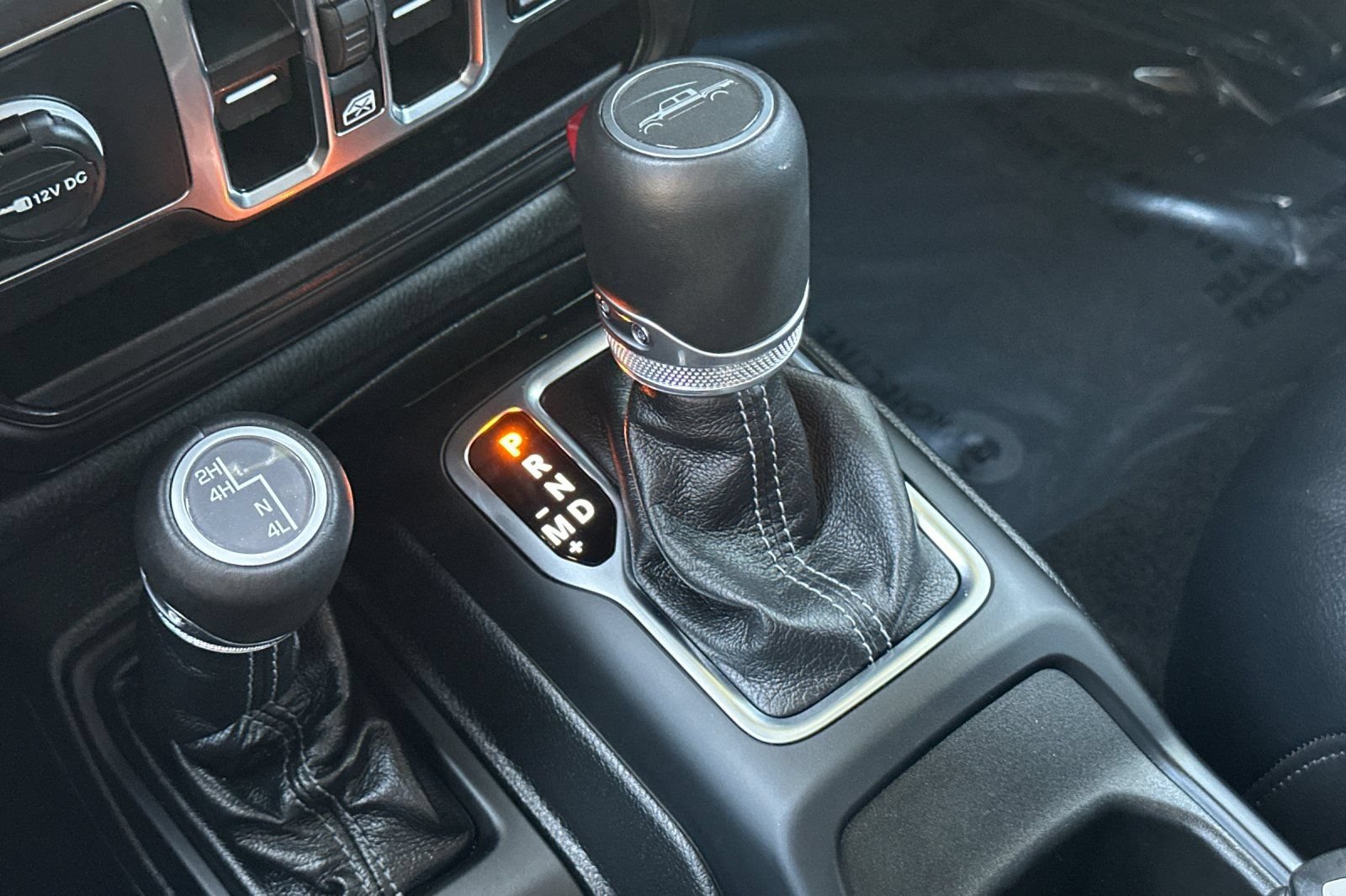 Used 2025 Jeep Gladiator Sport AWD/4WD image 20