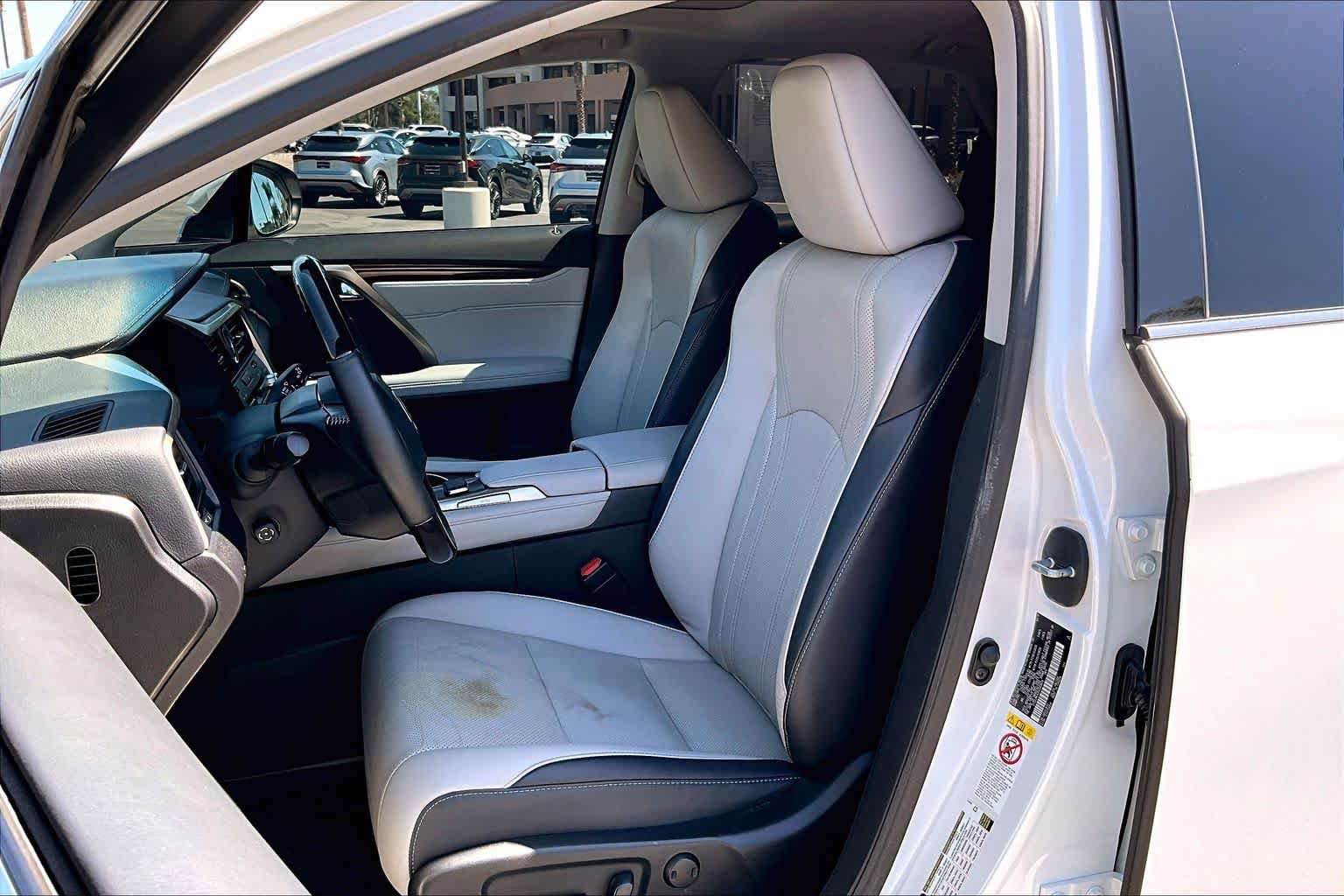 Used 2017 Lexus RX 350 FWD w/ Premium Package image 7
