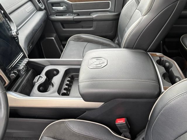 Used 2024 RAM 2500 Laramie AWD/4WD image 18