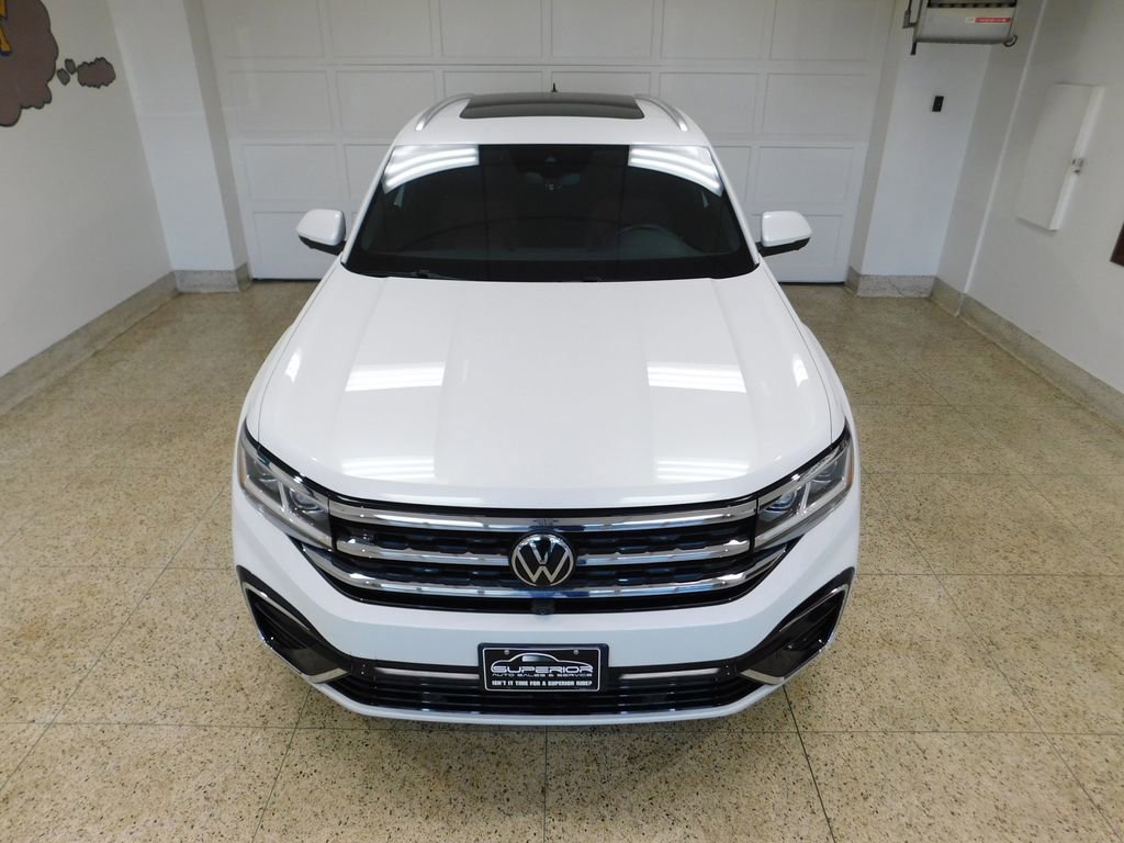 Used 2023 Volkswagen Atlas Cross Sport SEL Premium R-Line image 2