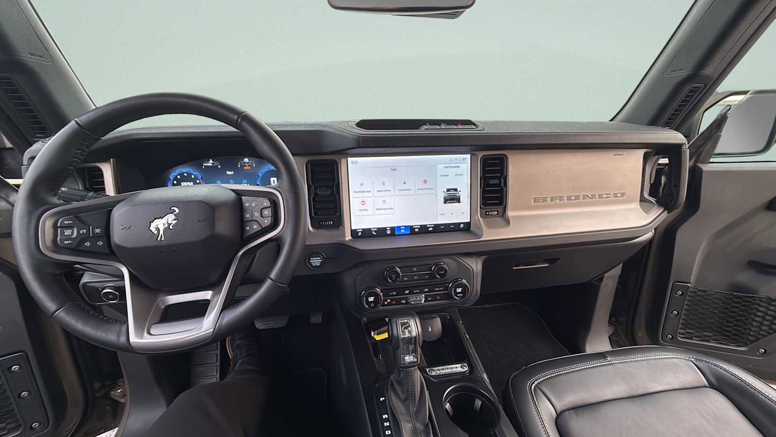 Used 2025 Ford Bronco Outer Banks image 20