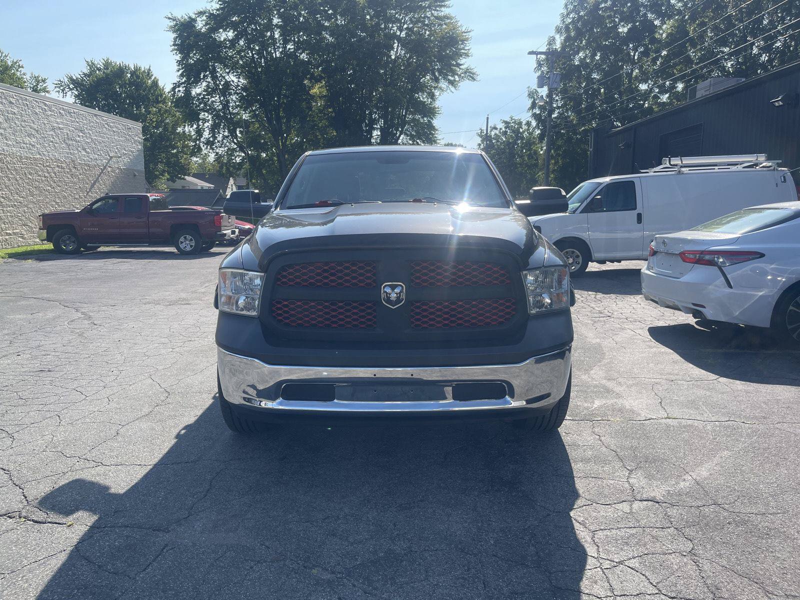 Used 2015 RAM 1500 ST AWD/4WD image 3