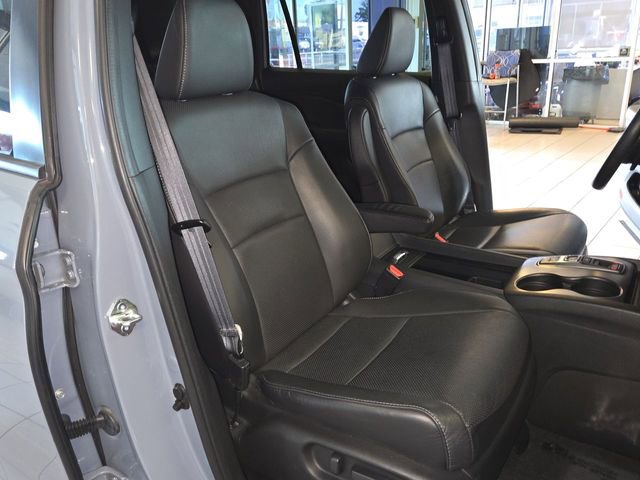 Used 2023 Honda Passport EX-L image 24