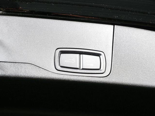 Certified 2024 Porsche Taycan 4S image 33