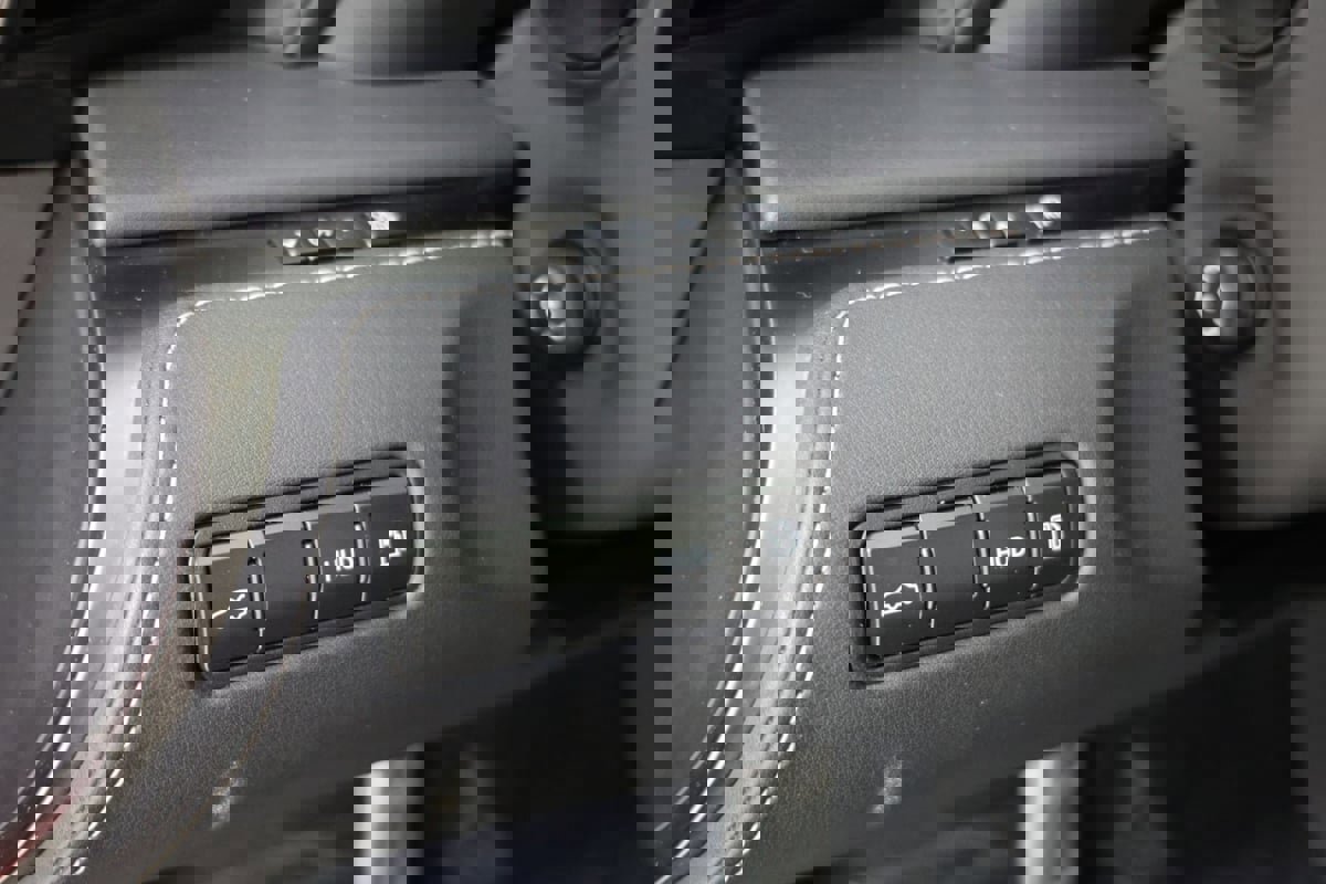 Used 2022 Lexus LC 500 Coupe w/ Performance Package image 23