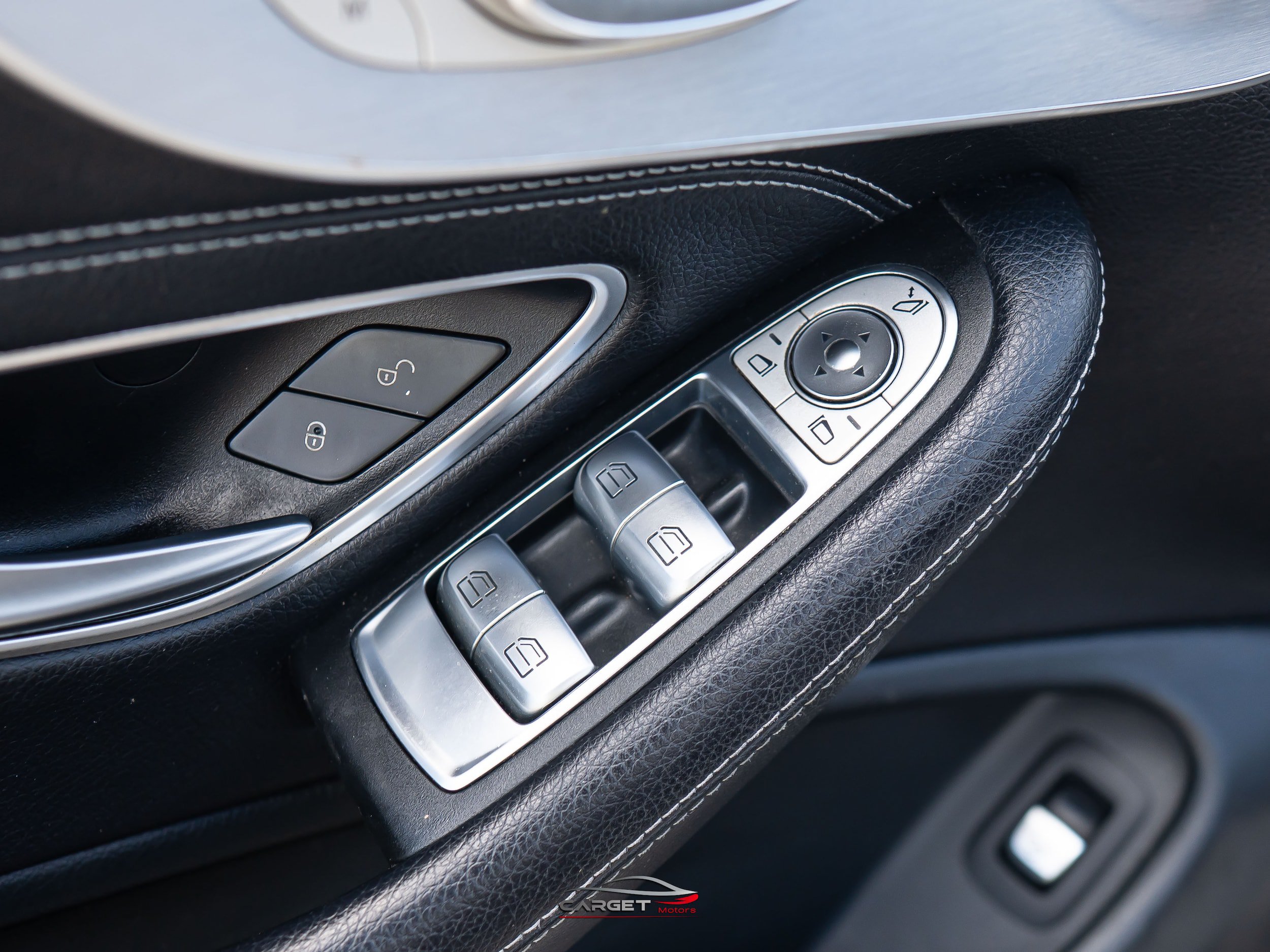 Used 2018 Mercedes-Benz C 300 4MATIC Cabriolet image 32