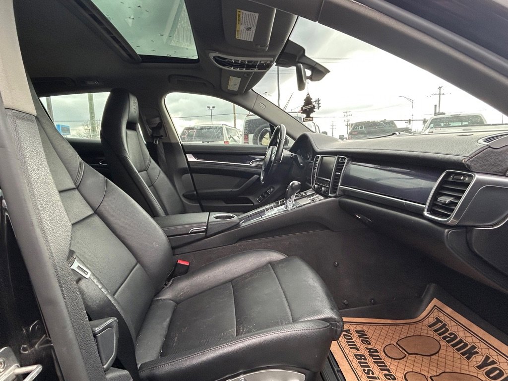 Used 2013 Porsche Panamera 4 image 11